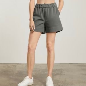 Everlane Easy Short - khaki green